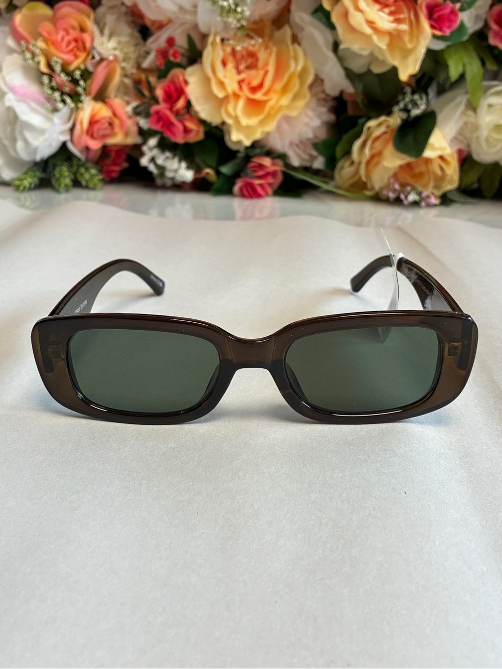 AIRE Ceres Rectangle Sunglasses Dark Brown Green Lens Medium Fit NWT OS